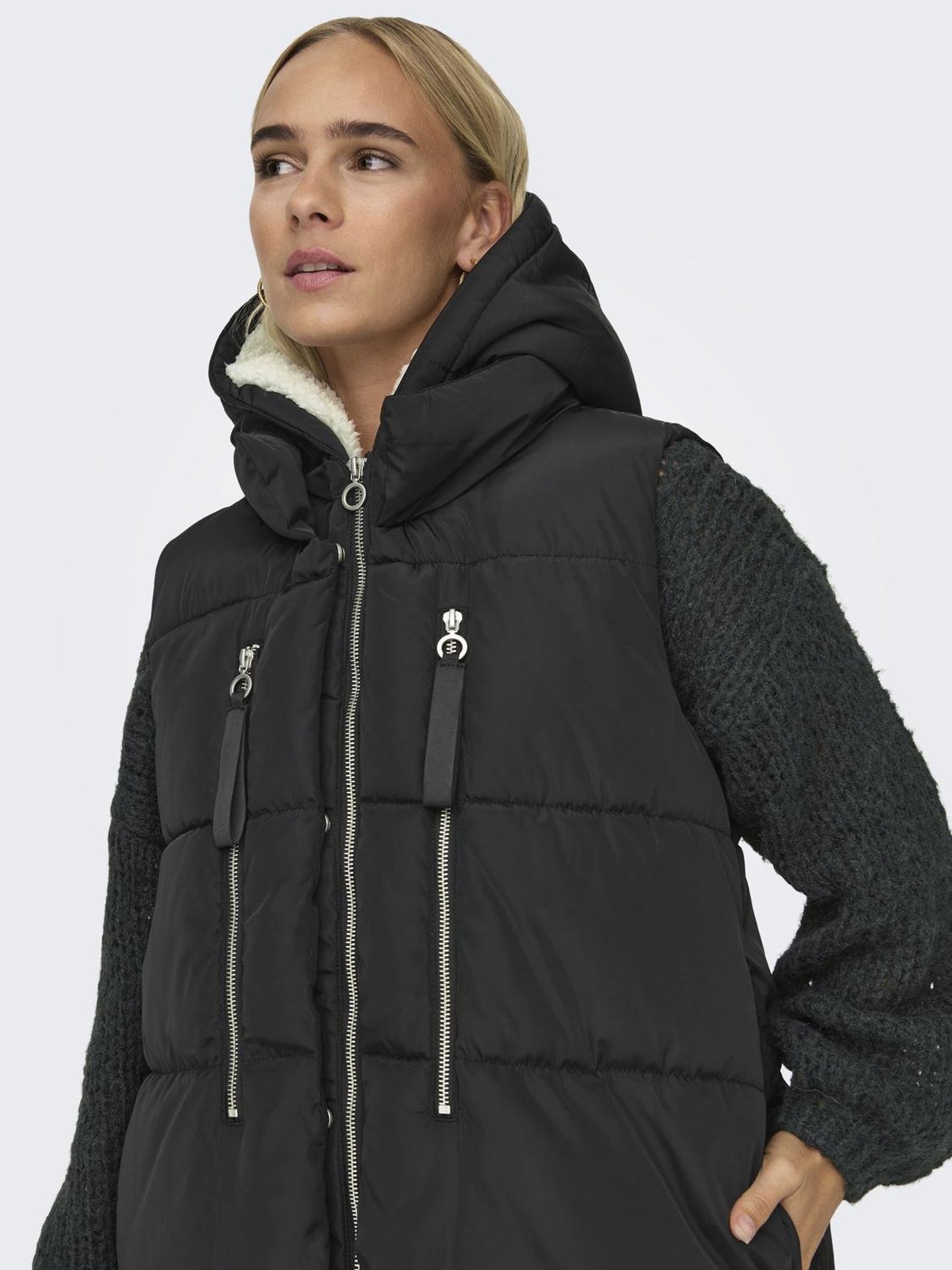 ONLNEWNORA PUFFER WAISTCOAT LIFE CC OTW