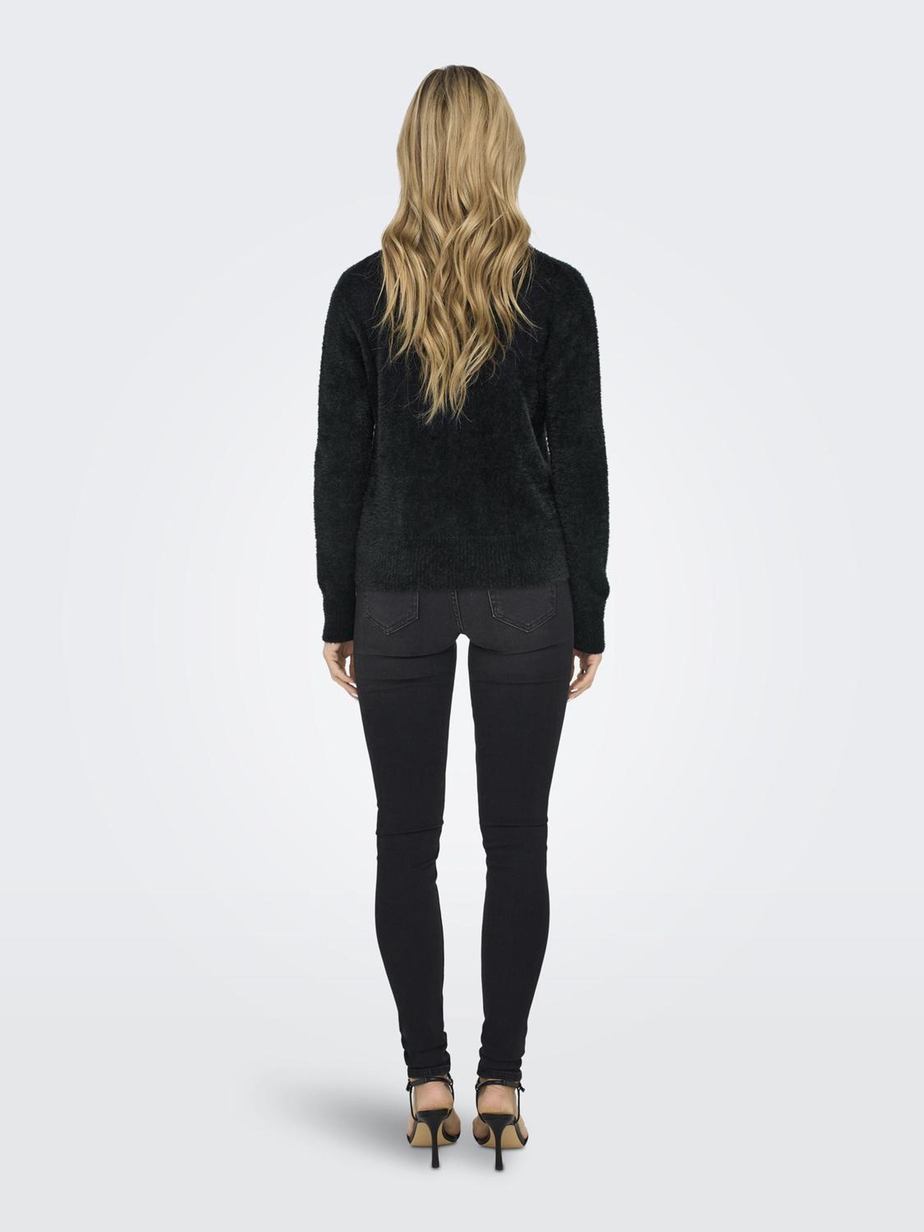 ONLELLA PIUMO LS V-NECK NCA KNT