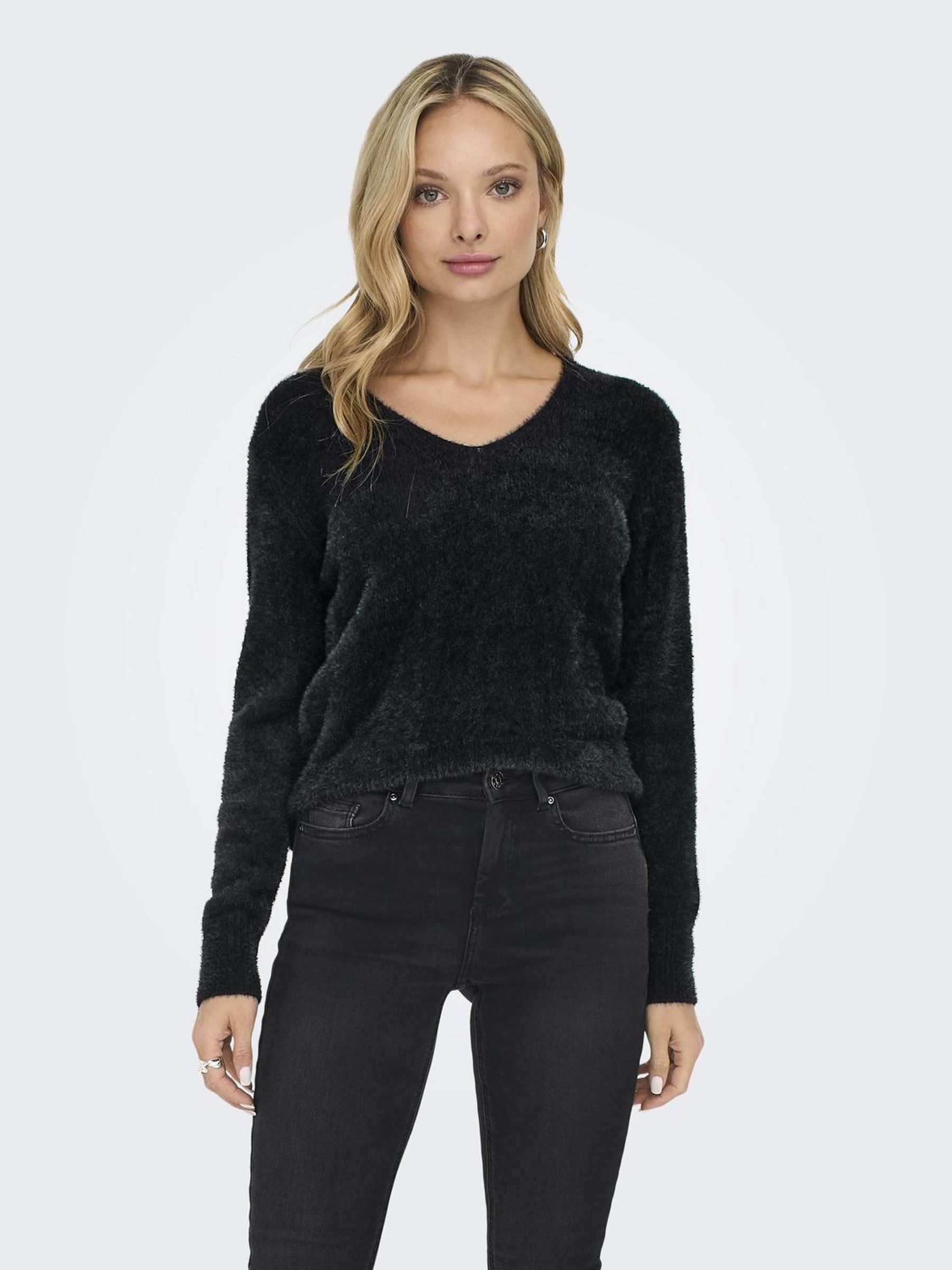 ONLELLA PIUMO LS V-NECK NCA KNT