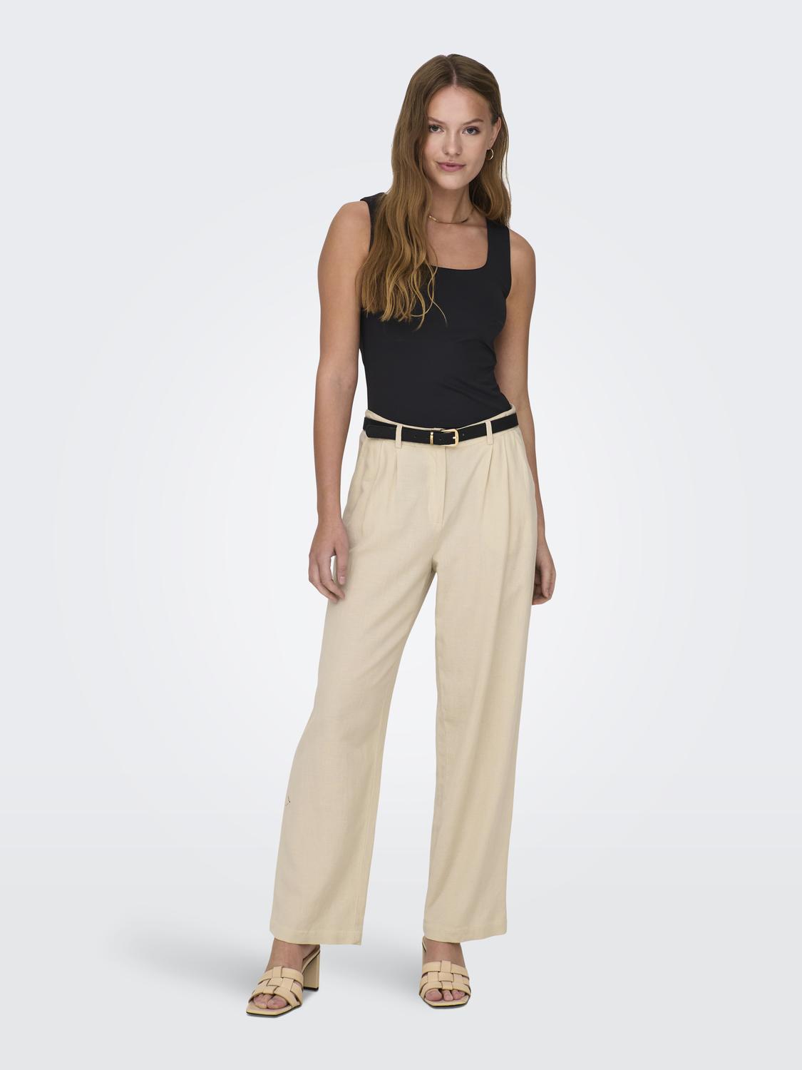 LEA FIT TOP
