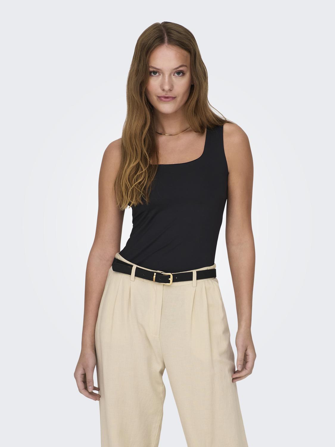 LEA FIT TOP