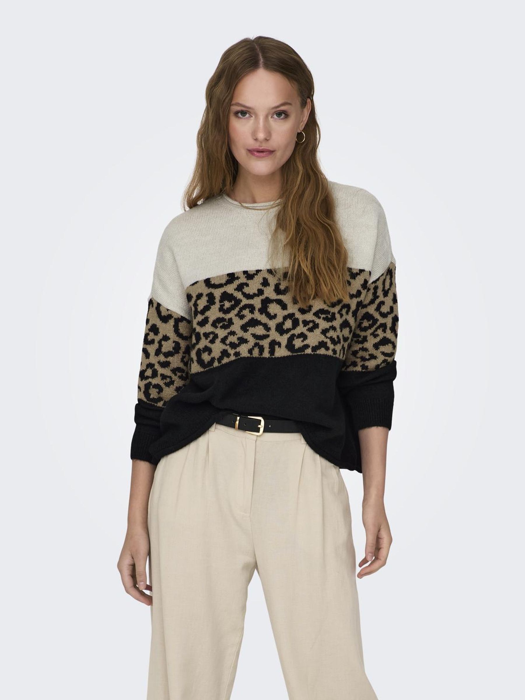 ONLJADE ANIMAL LS O-NECK NCA KNT