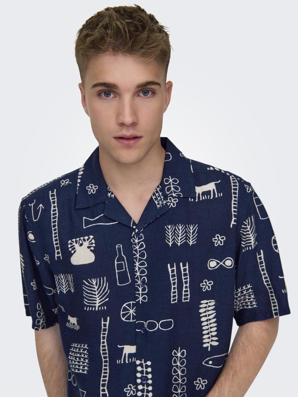ONSALVIN REG SS OBJECT AOP RESORT SHIRT