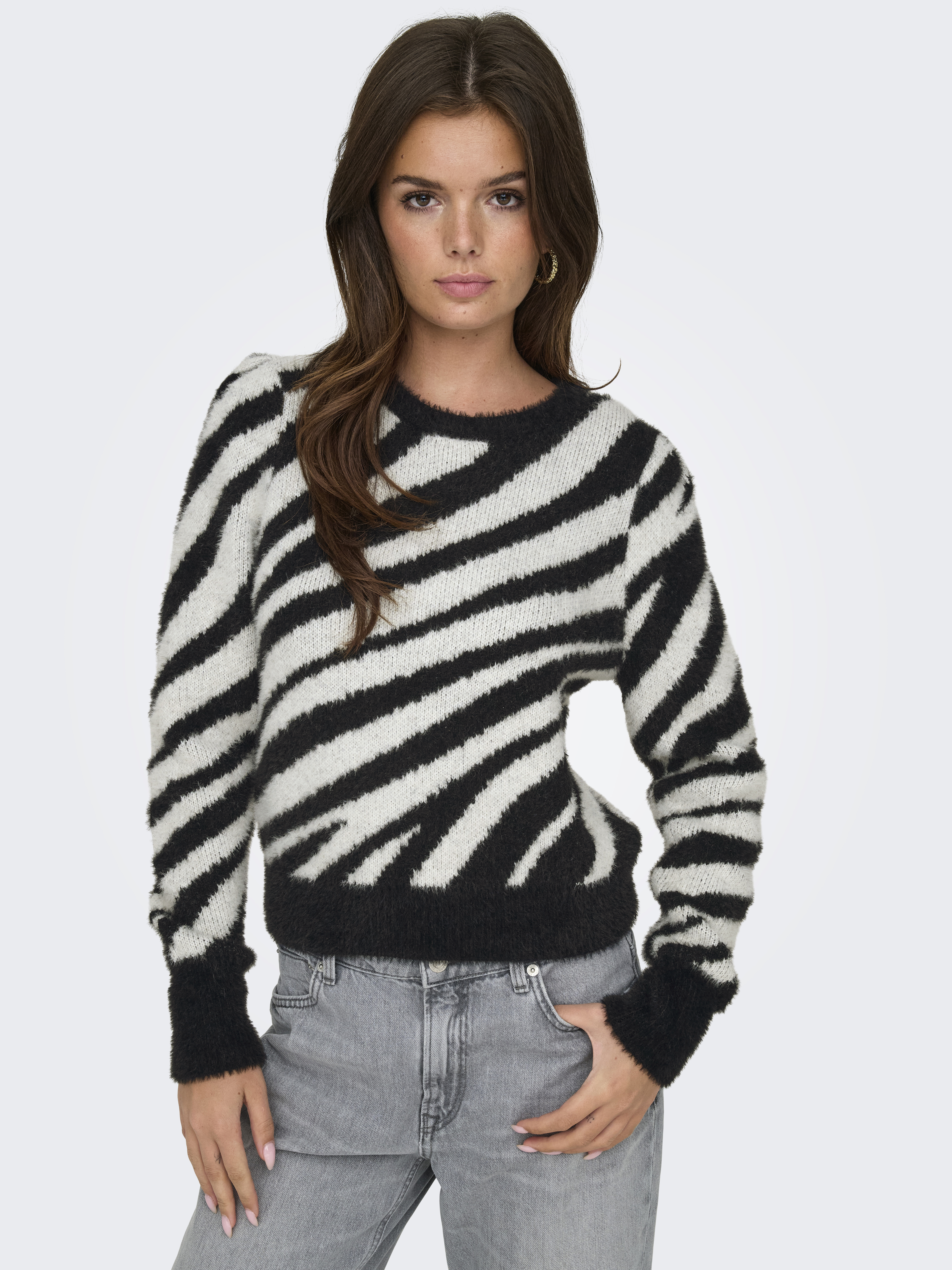ONLPIUMO LS JQ SHORT O-NECK CC KNT